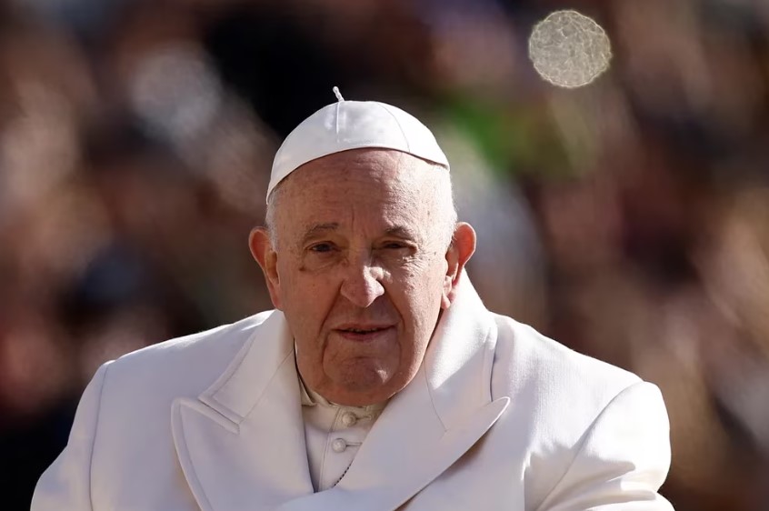 El papa Francisco pide el cese de la violencia y el regreso al diálogo en Sudán