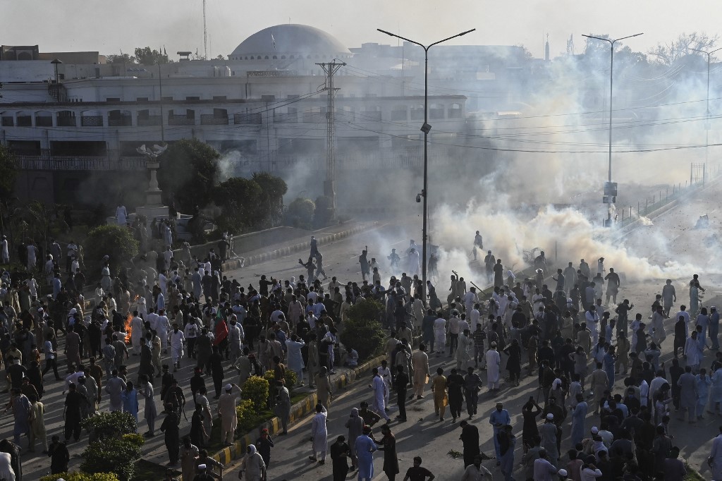 En imágenes: Estallan protestas en Pakistán tras arresto de ex primer ministro