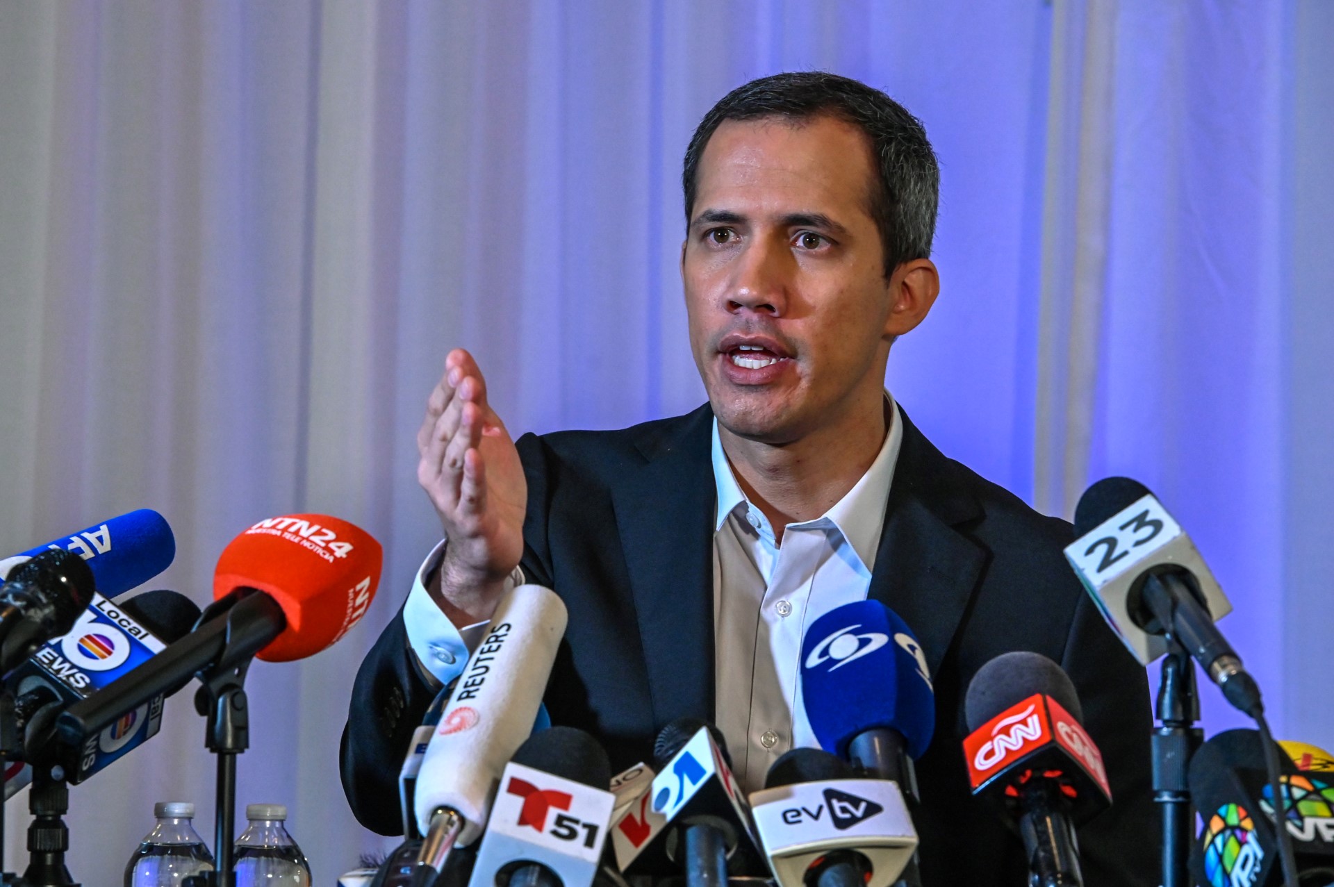 Guaidó: No sería sorpresa que Maduro haya financiado campaña de Petro