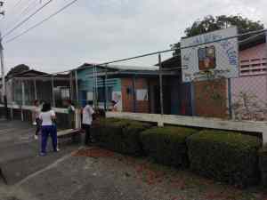 A pesar del llamado a clases, apenas 30 alumnos han asistido en la escuela Menca de Leoni de Barinas