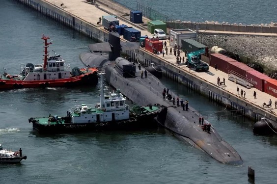 EEUU enviará a Surcorea su mayor submarino con capacidad de utilizar armas nucleares ante la amenaza de Kim Kong-un