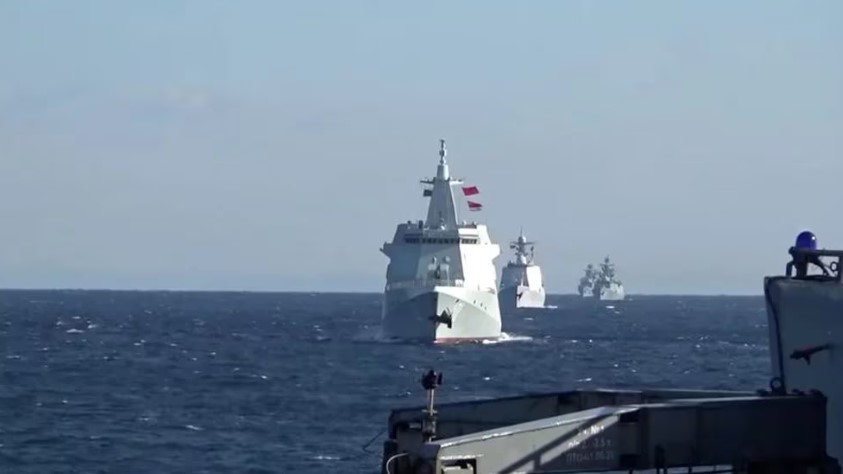 Los regímenes de China y Rusia anunciaron maniobras militares conjuntas en el mar del Japón