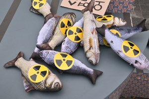 Aguas radiactivas: Japón y China se enfrentan por el vertido de Fukushima