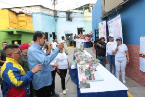 Maduro planteó que los futuros rectores del CNE creen nuevos centros electorales