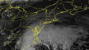 La tormenta Ofelia azota Carolina del Norte con fuertes lluvias