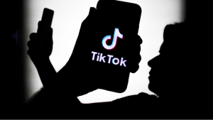 ¿Cuánto dinero podrías ganar con TikTok si tienes mil seguidores? Aprende a monetizar en la app