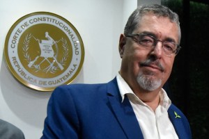 Fiscalía de Guatemala volvió a la carga en contra del presidente electo Bernardo Arévalo
