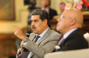Una “conferencia nacional por la paz”, la nueva telenovela convocada por Maduro