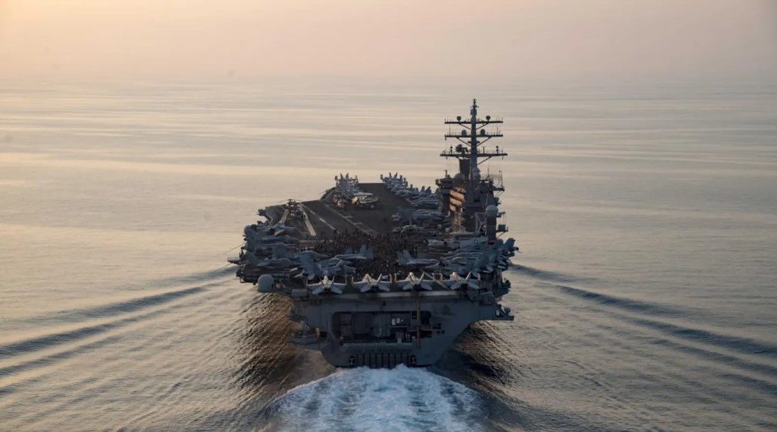 Esta es la misión del portaaviones USS Eisenhower enviado por EEUU a Oriente Medio