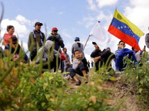 Tensión e incertidumbre: Cómo los venezolanos en EEUU pueden hacer frente a las deportaciones