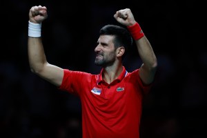 Djokovic instó a fanáticos británicos a comportarse en la Copa Davis