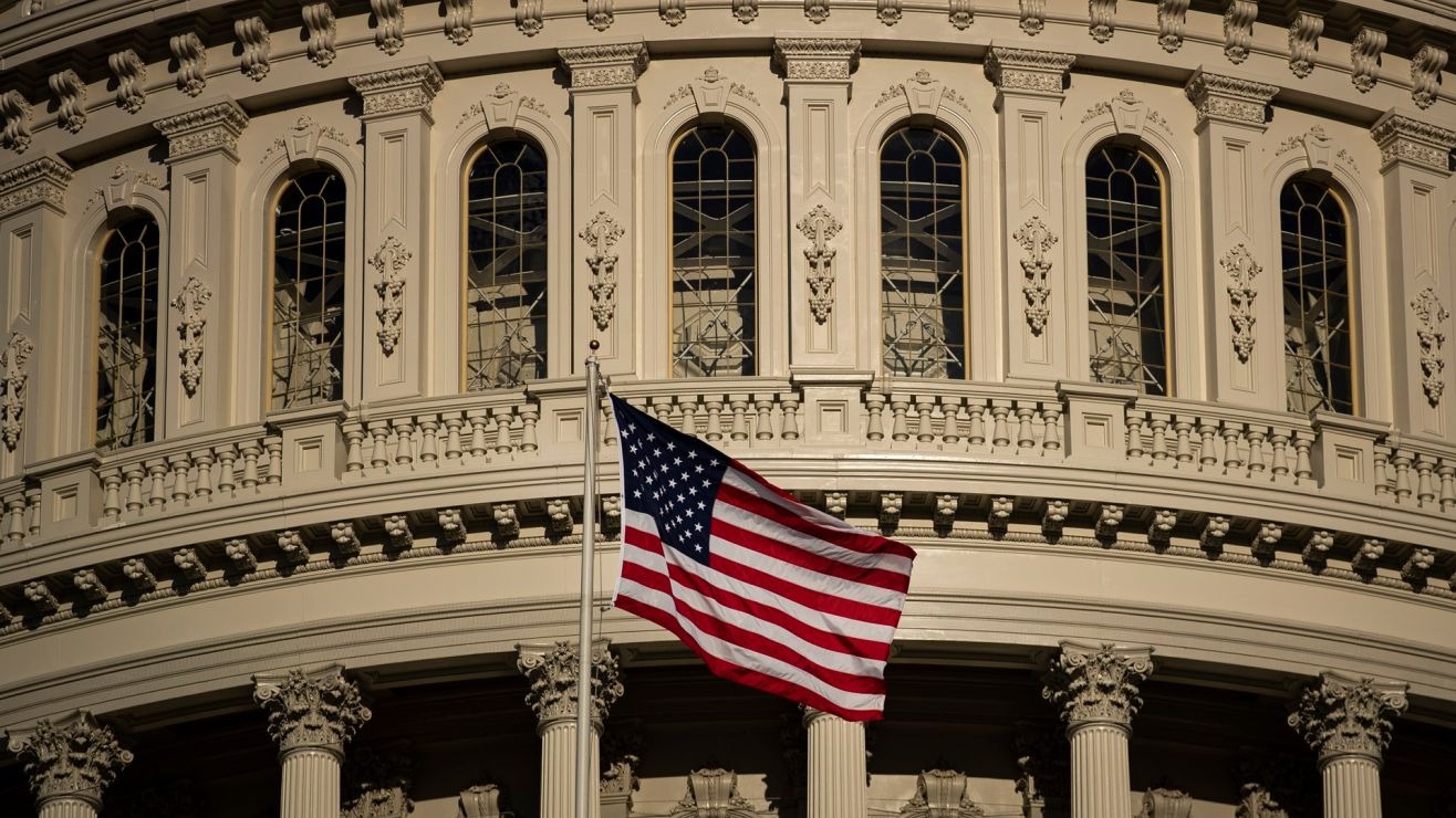 Ucrania, la inmigración y un posible “shutdown” chocan en el Congreso de Estados Unidos
