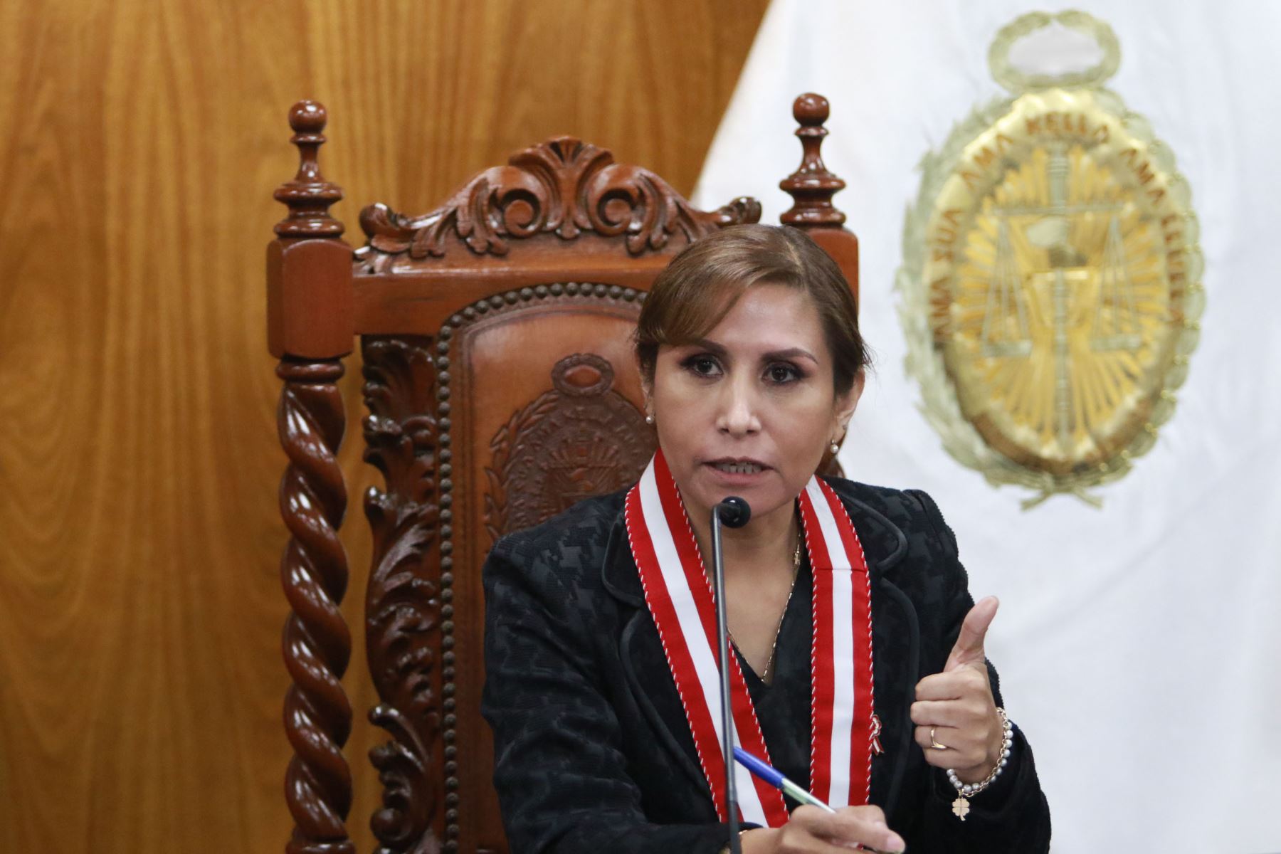 La fiscal general de Perú acusa al máximo órgano de la judicatura de violar sus derechos