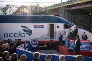Biden destina 16.400 millones a mejorar el ferrocarril en el noreste de EEUU