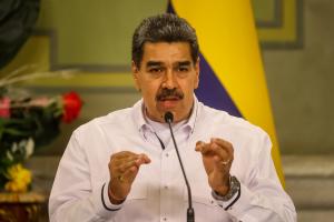 Temen que Maduro suspenda las elecciones presidenciales de 2024 a causa de la disputa con Guyana