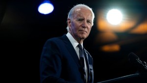 “No dudaré en ordenar medidas adicionales”: Biden confirma coalición para atacar a hutíes en Yemen