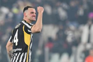 Juventus liquidó a Napoli en un partido decidido por el balón estático