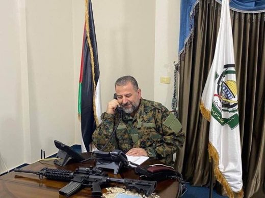 Número dos de Hamás murió por misiles disparados por un caza israelí, dice funcionario libanés