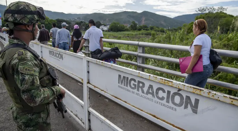 Venezolanos preocupados por los riesgos de no tener regularización en Colombia