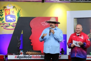 “Me están cazando y no soy conejo”, le confesó Nicolás Maduro a Diosdado Cabello
