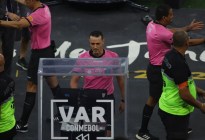 Conmebol anunció un cambio impensado con respecto al uso del VAR