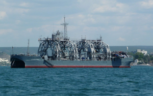 Ucrania atacó un barco de salvamento de la flota rusa en Crimea anexada