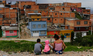 Hugo Chávez y República Venezolana: los barrios de Bogotá donde los venezolanos sobreviven en la miseria