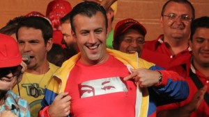 La “honestidad” de El Aissami en boca de Chávez: El día en que acusó a un “bandido” por defender a otro (VIDEO)