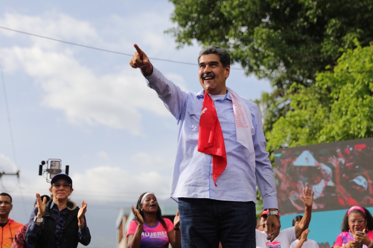 “Se pone las pilas o lo sacamos de allí”: Maduro arremetió contra alcalde de Guatire